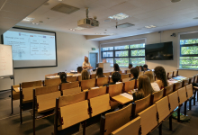 Modern leadership class